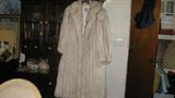 DIVA OWNED $25000 BLUE FOX COAT