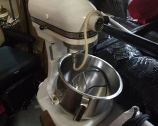 proctor professional mixer for the cook in the kitchen