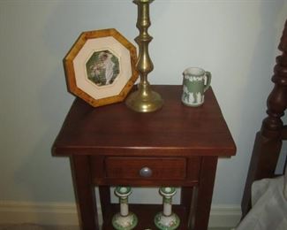 END TABLE AND WEDGEWOOD