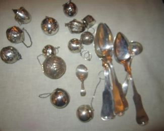 STERLING SILVER TEA BALLS AND STERLING SILVER SPOONS