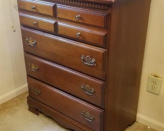 004 Vtg Cherry Dresser