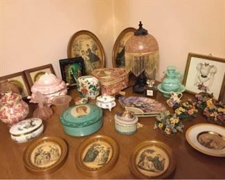 Vtg Womens Vanity Decor