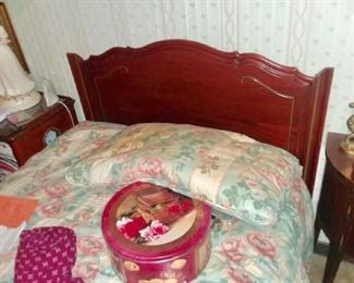 Tomlinson Twin Bedroom Suite