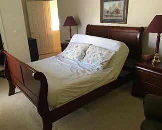 Queen Adjustable Bed