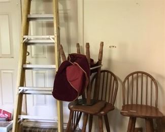 Bar stools & ladder