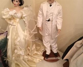 Franklin Mint Gone with the Wind dolls - Scarlet in wedding dress and Rhett in suit 