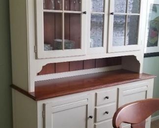 Ethan Allen Hutch