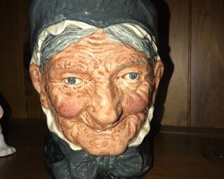 VINTAGE ROYAL DOULTON “GRANNY” PORCELAIN CHARACTER TOBY JUG