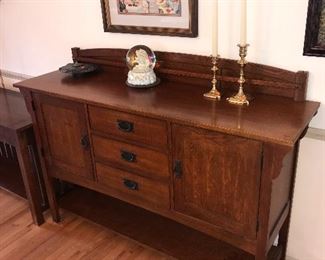 SIDEBOARD 