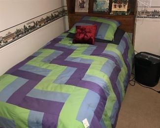 TWIN SIZE BED 