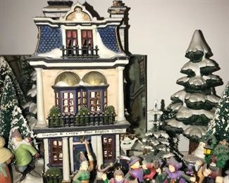 DEPARTMENT 56 VILLAGE HERITAGE HOUSES AND  ACCESSORIES