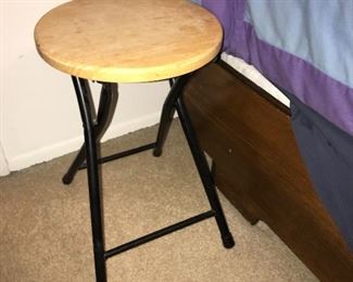 FOLDABLE STOOL