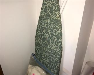 IRONING BOARD 