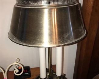 VINTAGE TABLE LAMP