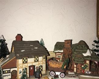 DEPARTMENT 56 VILLAGE HERITAGE HOUSES AND  ACCESSORIES