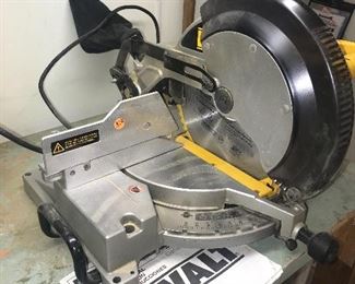 DEWALT MITER SAW
