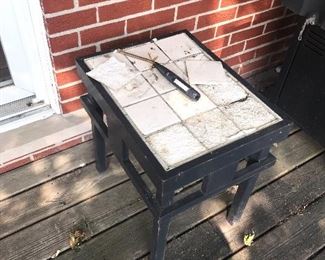 SMALL OUTDOOR TABLE