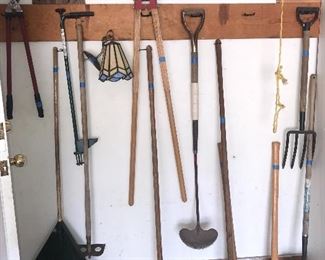 LAWN AND GARDEN TOOLS