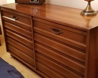 Great Mid Century dresser (Other matching pieces available too)