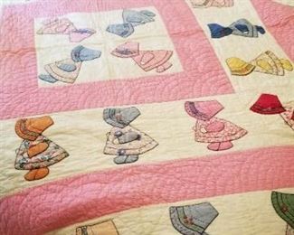 Beautiful large Sunbonnet Sue handsewn quilt