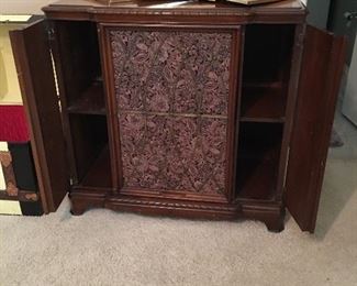 Vintage cabinet