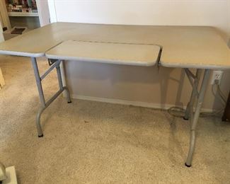 Very sturdy sewing table