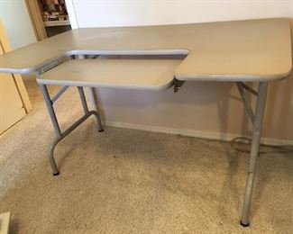 Very sturdy sewing table