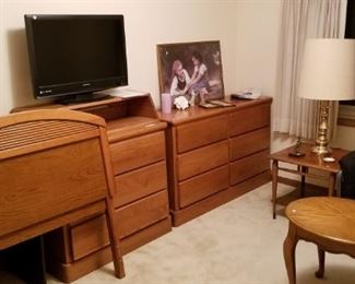 Twin headboard, 3 drawer dresser with changing table, 6 drawer dresser, 32" Sylvania TV, lamp and tables...