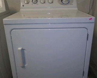 Like new dryer $90