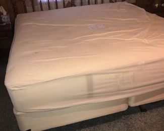 Love, clean like new king bed $75