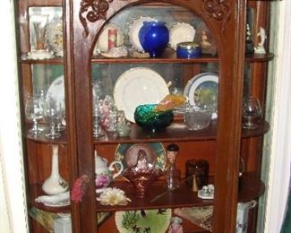 ANTIQUE TREASURE RIGHT HERE! MARVELOUS CHINA/DISPLAY CABINET