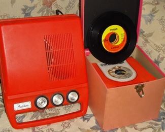 VINTAGE RECORD PLAYER "WORKS GREAT"