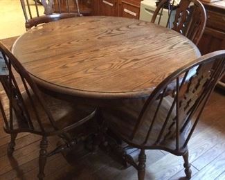 Pennsylvania House table with 6 chairs. Also has one leaf.