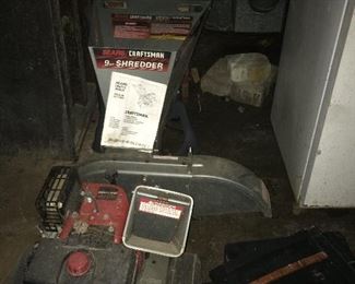 Craftsman 9HP chipper/shredder