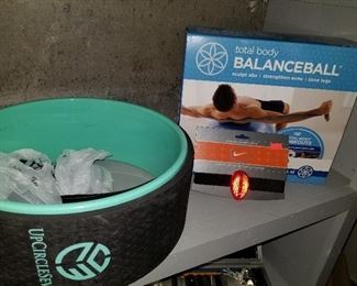 Yoga, Yoga equipment 