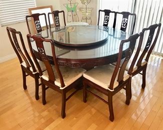 Beautiful Lacquer Round Dining table w/ 8 chairs