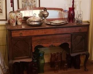 Buffet with mirrored back, 1920s or earlier