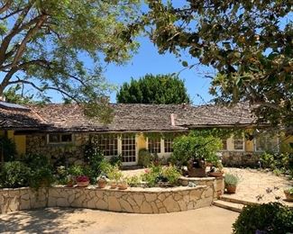 A Definitive Luxury California Ranch-Style Home