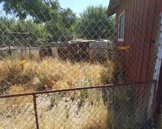 Chain link fence pleces