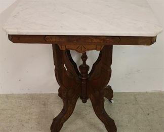 Victorian walnut parlor table