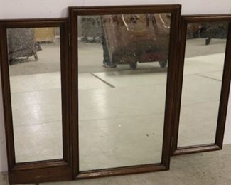 Trifold mirror