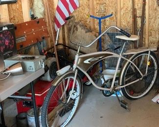 VINTAGE HAWTHORNE BIKE