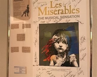 LES MISERABLES POSTER / NOVEMBER 1989 SIGNED BY THE ACTORS PERFORMING IN NEW YORK