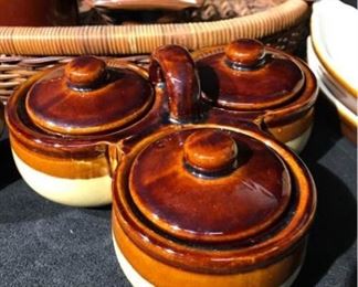 139 Taylor International Earthenware