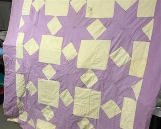 123 Lined Vintage Quilt