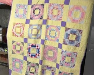 122 Vintage Quilt