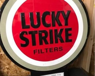 119 Lucky Strike Cigarette Sign