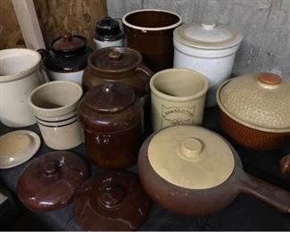112 Earthenware Pots
