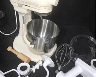 065 Kitchenaid Heavy Duty Mixer