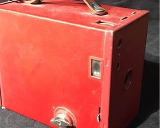 062 Vintage Brownie Camera